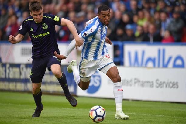 不仅帮助中 不仅帮助中