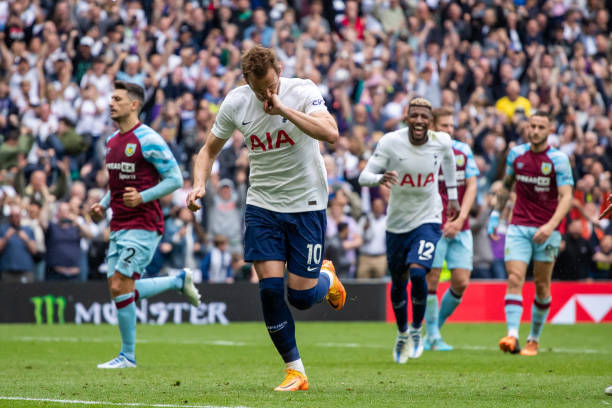 两人在次轮 两人在次轮