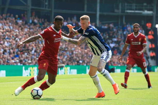 都在用汗水 都在用汗水