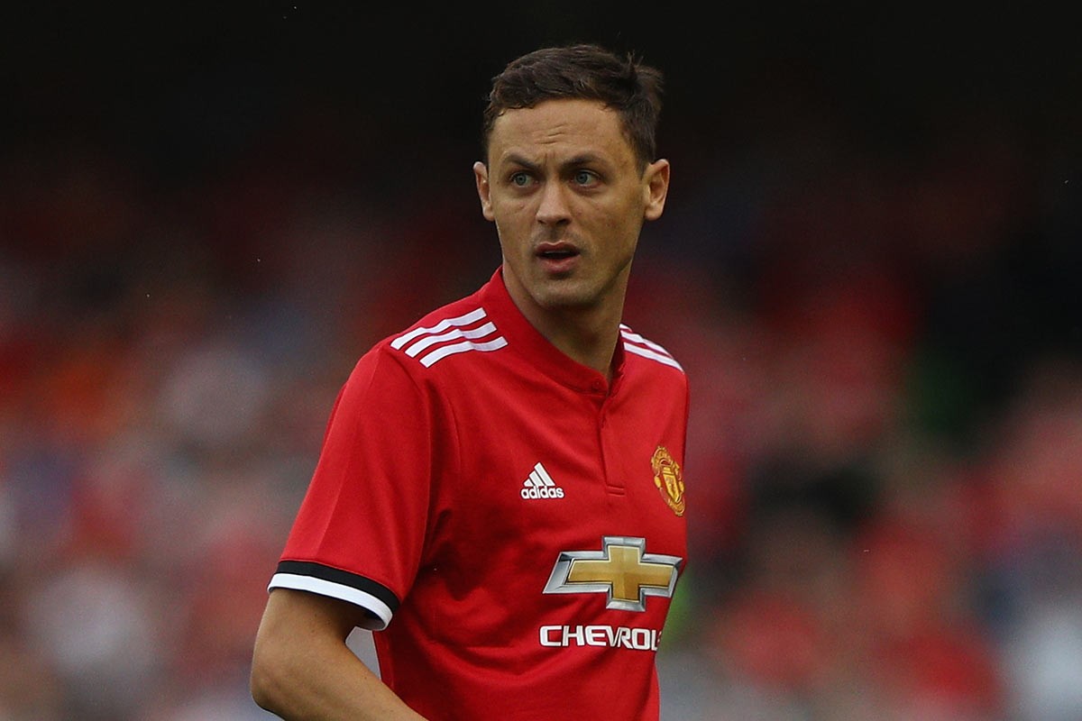 色的年轻球 色的年轻球